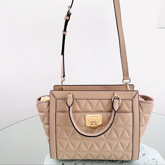 NWT Michael Kors Quilted Satchel Beige Oyster Vivianne Large Zip Shoulder Bag - Picture 8 of 12